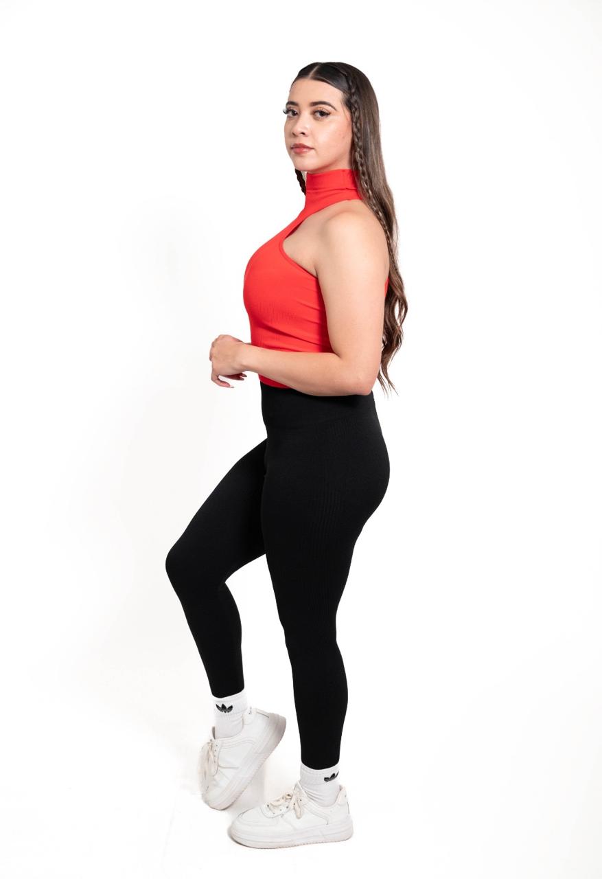 Conjunto deportivo blusa y leggins